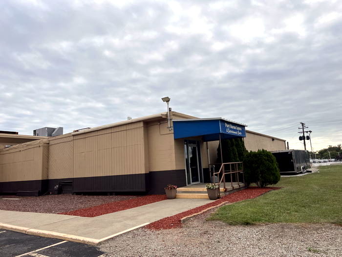 Port Huron Lanes - September 2022 Photo (newer photo)